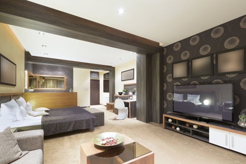 Before and After Main Suite Expansion